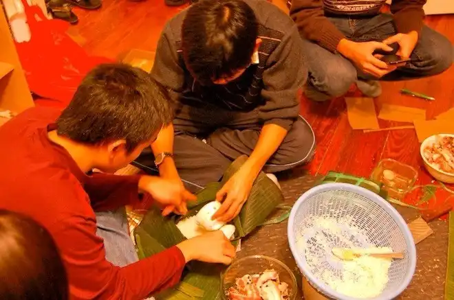 Chạnh lòng tết xa nhà của du học sinh Nga 3 1616540_10201530022712647_1918345487_n