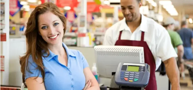 Du học Nga với học bổng Quản lý bán lẻ