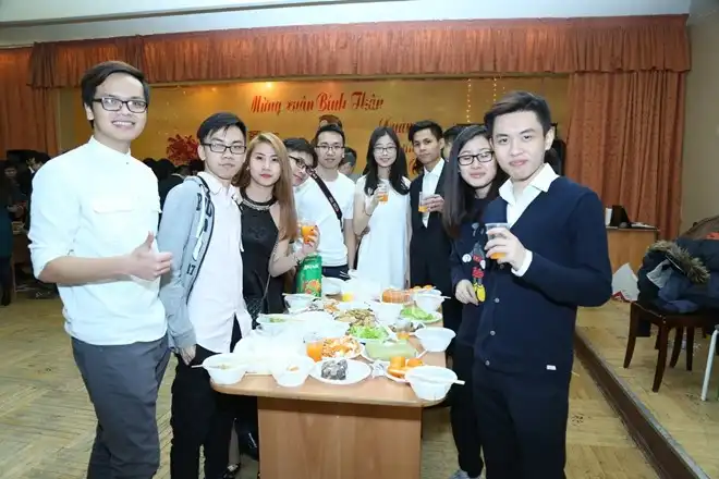 Chạnh lòng tết xa nhà của du học sinh Nga 4 zing_anh8