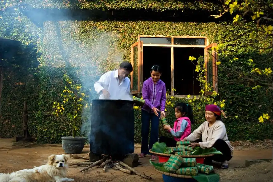 DU HỌC SINH CHUYỆN CHƯA KỂ CỦA NHỮNG CÁI TẾT XA NHÀ 1 image001ysdb TRPD