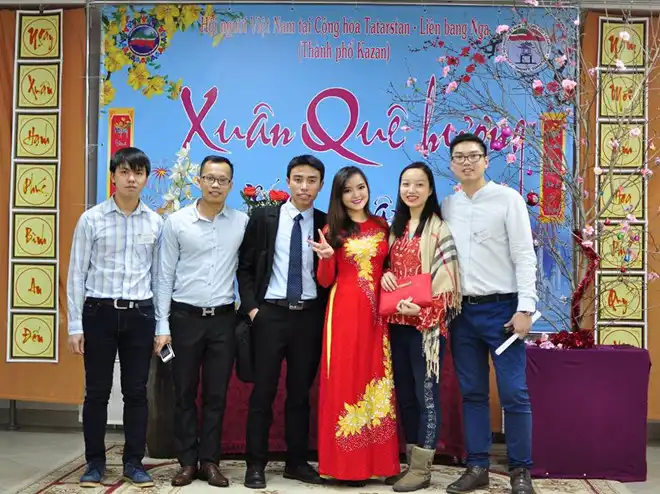 Du học sinh Việt tại Nga quây quần gói bánh chưng, đón Tết nguyên đán! 12 Kazan2 1
