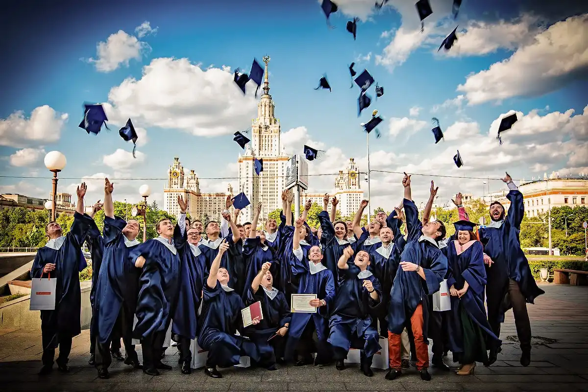 Hơn 300 chuyên ngành mới sẽ xuất hiện trong các trường đại học Nga nhờ chương trình "Ưu tiên 2030" 1 mgubs01