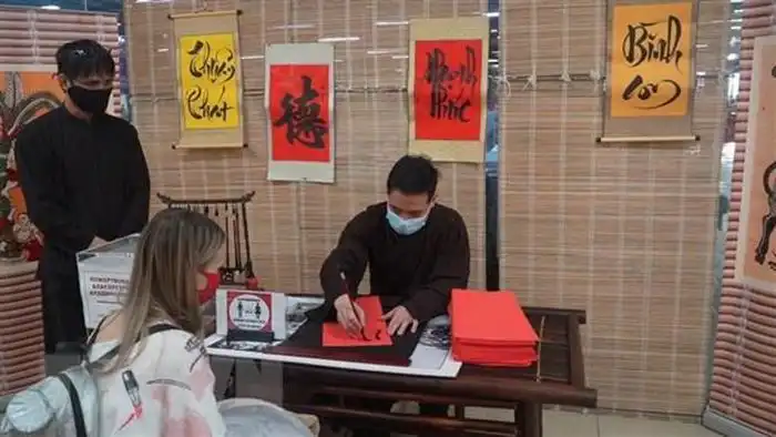 le hoi tet co truyen tai trung tam cua nguoi viet o thu do moscow 02