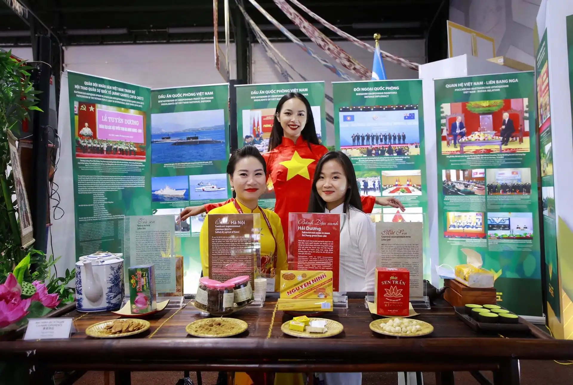 Người Việt ở Nga: Mẹ chồng gửi lá dong sang để tôi gói bánh 2 nguoi viet o nga me chong gui la dong sang de toi goi banh 02