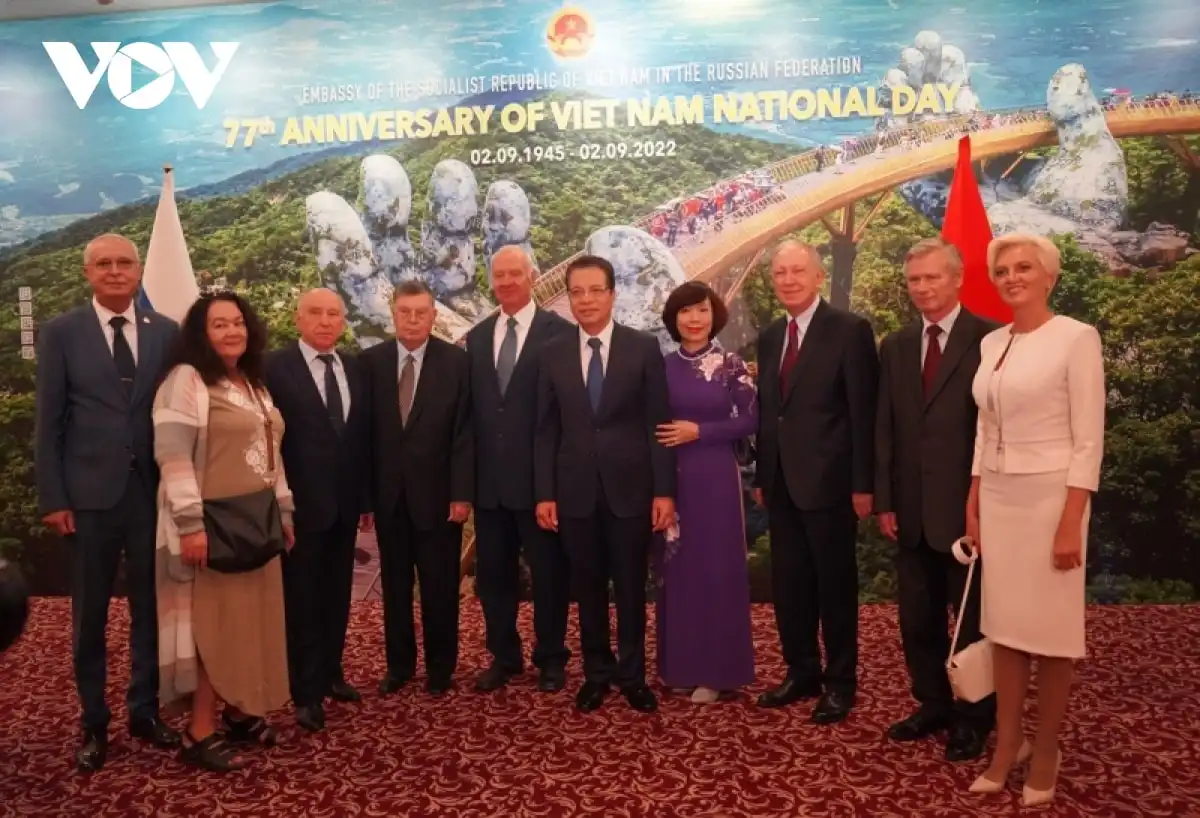 Trang trọng Lễ kỷ niệm Quốc khánh Việt Nam tại Liên bang Nga 1 trang trong le ky niem quoc khanh viet nam tai lien bang nga 01