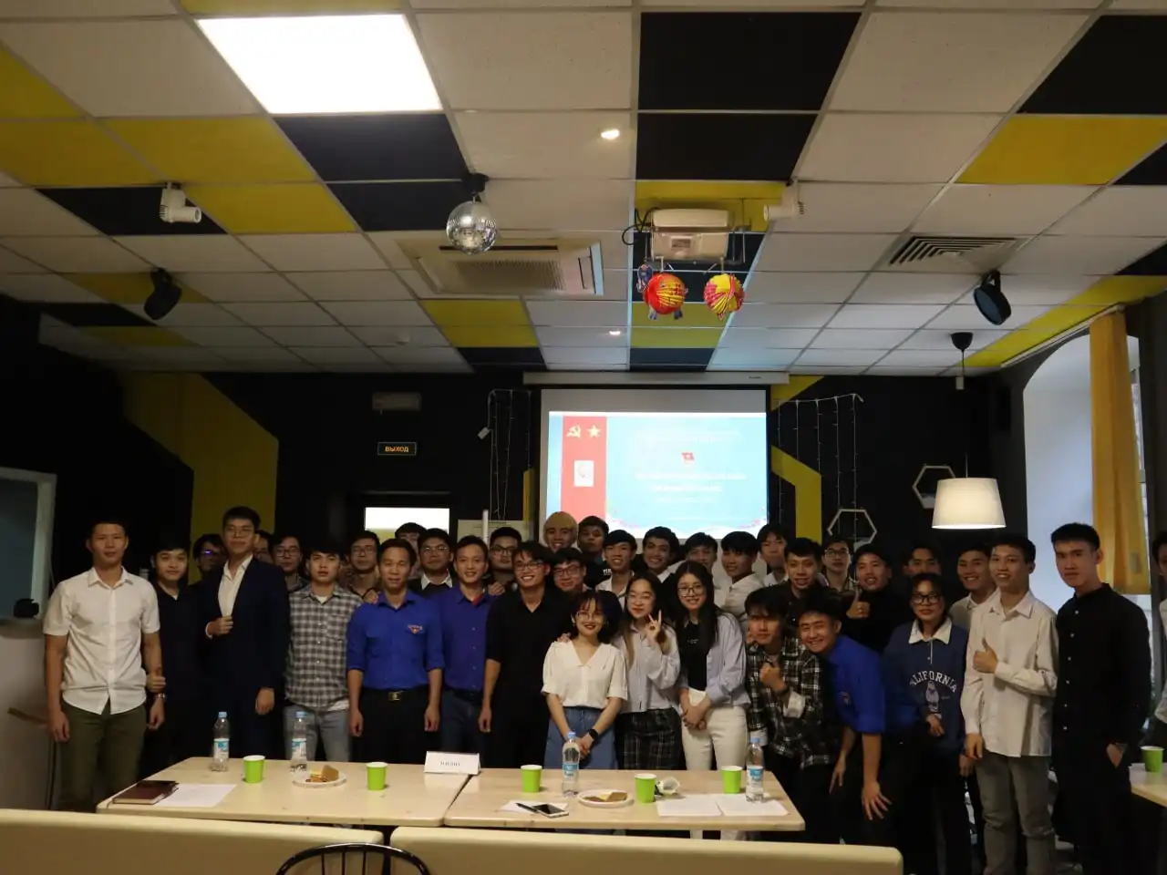 Đại hội Chi đoàn ĐH Điện và ĐH Hóa-Dược Saint Petersburg 2022-2023 1 dai hoi chi doan dh dien va dh hoa duoc saint petersburg 2022 2023