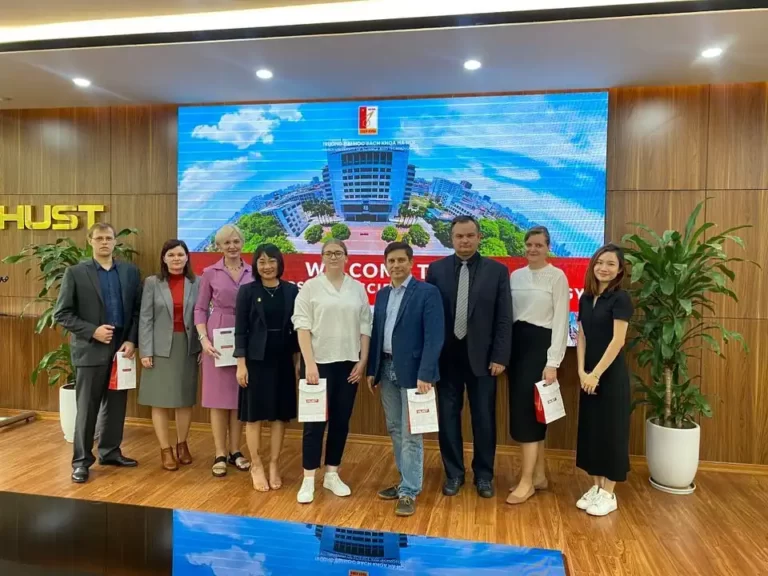 quang ba giao duc dai hoc nga 2022 tai dh bach khoa ha noi