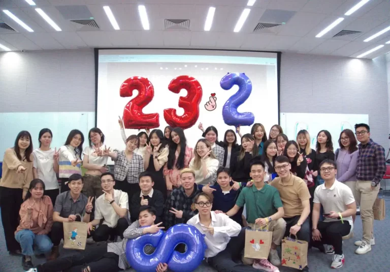 Sinh viên Việt tại Tyumen kỷ niệm ngày Chiến sĩ bảo vệ Tổ quốc 2023 3 sinh vien viet tai tyumen ky niem ngay chien si bao ve to quoc 2023 Copy