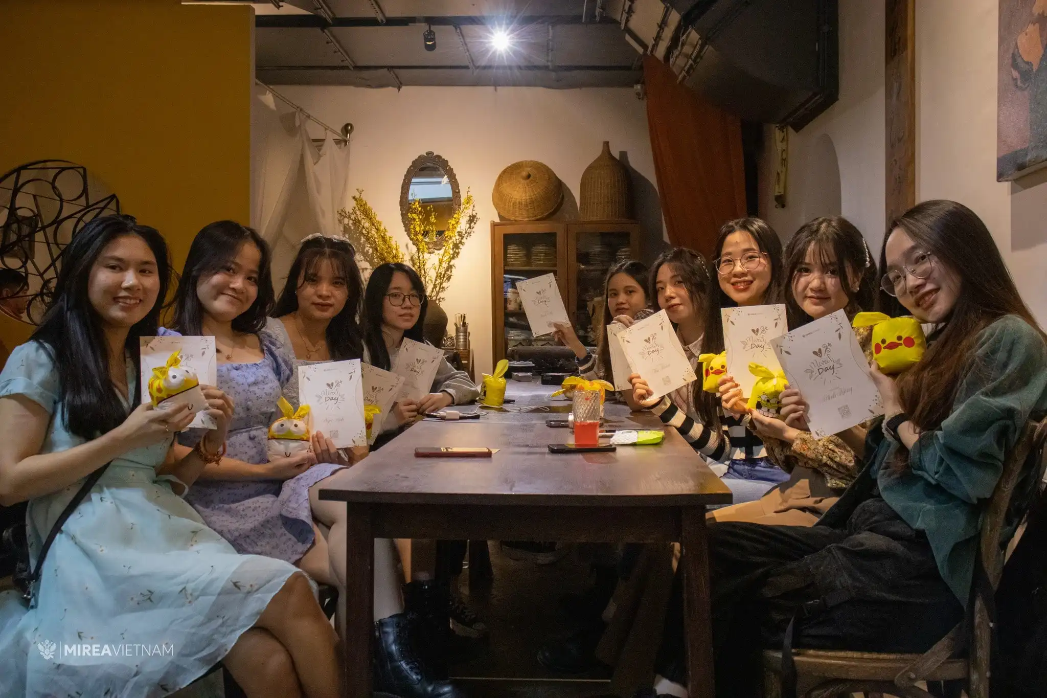 Sinh viên Đại học MIREA tổ chức mừng ngày 8/3/2023 1 sinh vien dai hoc mirea to chuc mung ngay 8 3 2023