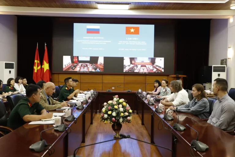 Chuyến thăm và làm việc tại Việt Nam tháng 4/2023 của Đại học MIPT 15 chuyen tham va lam viec tai viet nam thang 4 2023 cua dai hoc mipt