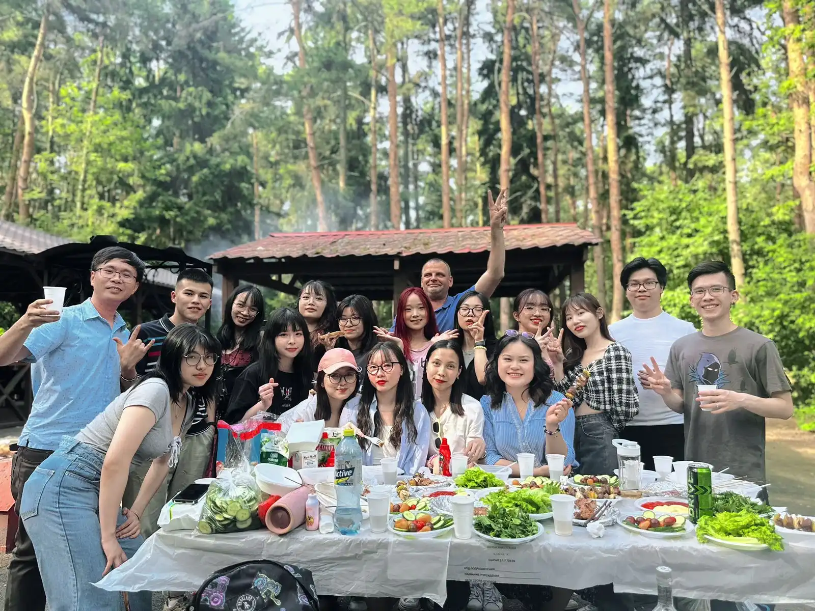 Recap Dã ngoại hè 2023 của Đại học Xã hội Quốc gia Nga 1 recap da ngoai he 2023 cua dai hoc tong hop xa hoi quoc gia nga