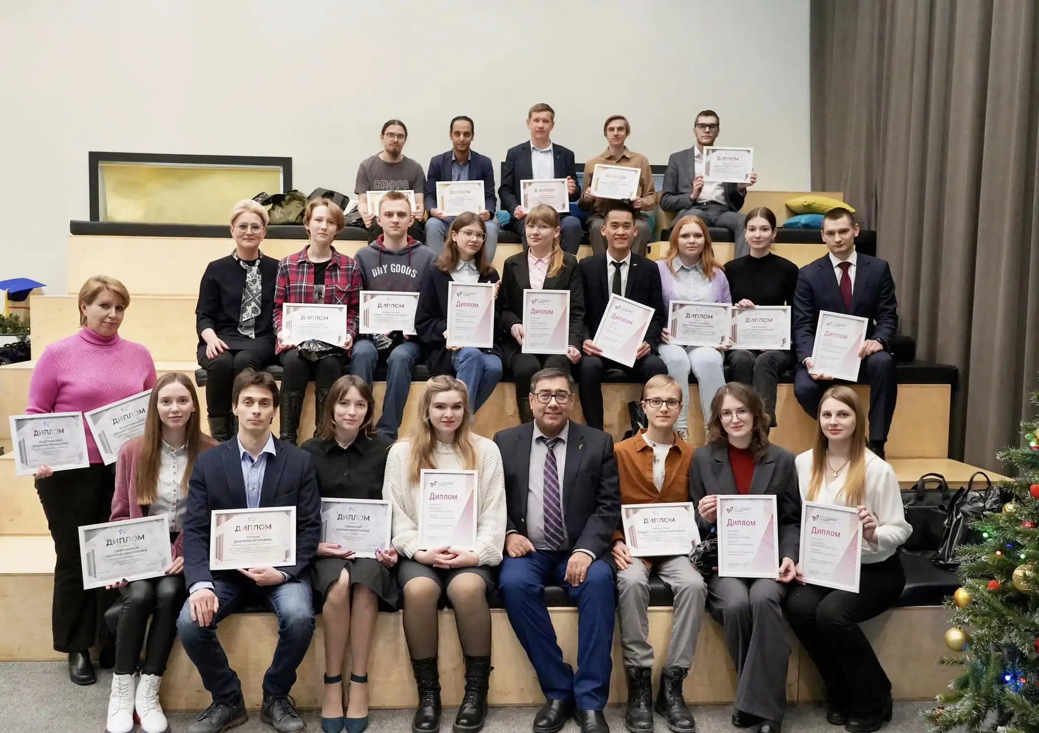 Sinh viên Việt trở thành PCT Hội sinh viên quốc tế ĐH Tyumen 1 sinh vien viet tro thanh pct hoi sinh vien quoc te dh tyumen