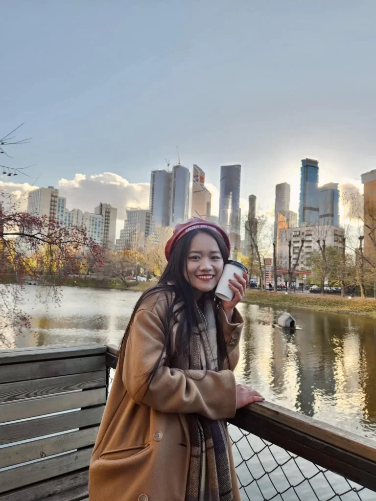 le thi nhut suong dai hoc nghien cuu tong hop dau khi quoc nga mang ten gubkin 6