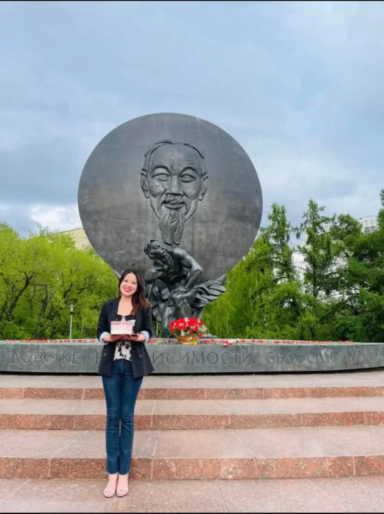 nguyen hong nga thac si lich su dai hoc su pham quoc gia moscow 1