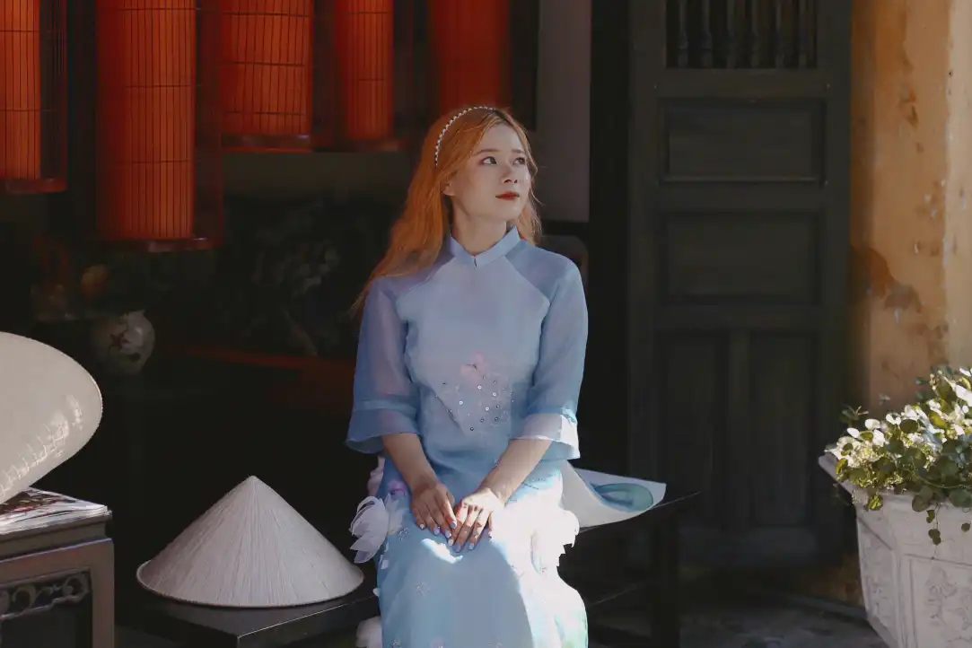 Cử nhân Phạm Thu Trang 7 pham thu trang dai hoc nghien cuu tong hop quoc gia truong kinh te cao cap 1