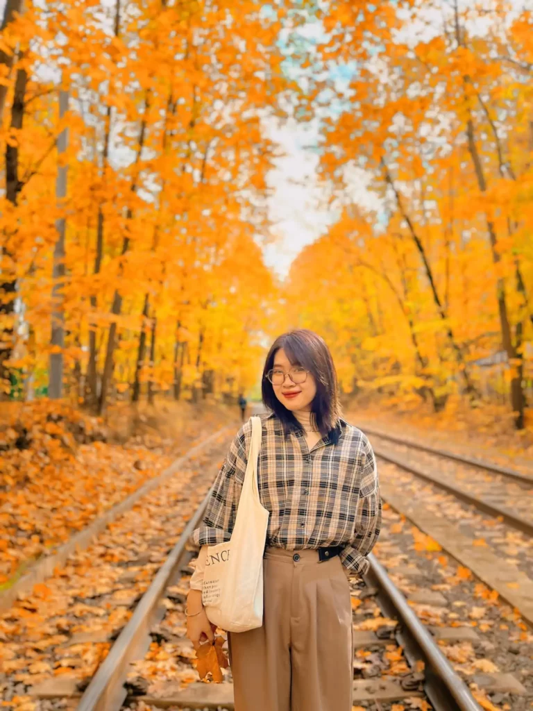 tran khanh huyen cu nhan du lich dai hoc xa hoi quoc gia nga 1