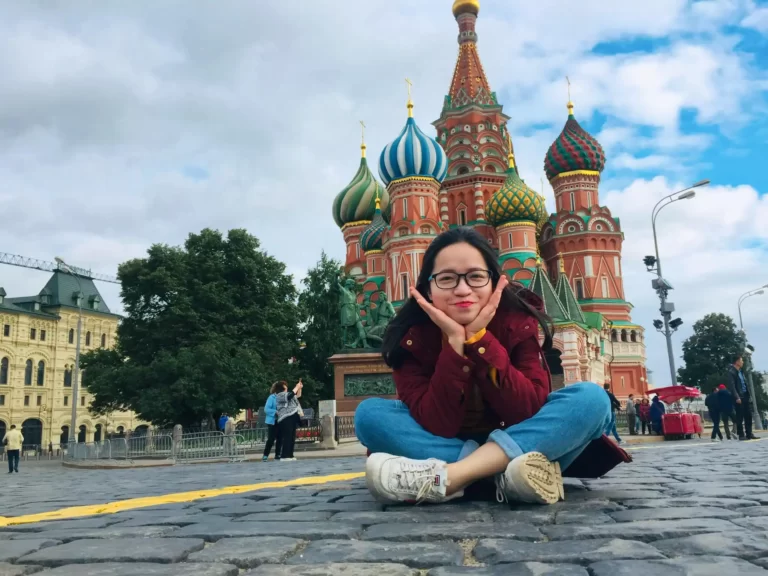 tu ngoc lan anh cu nhan ngu van dai hoc su pham quoc gia moscow 1