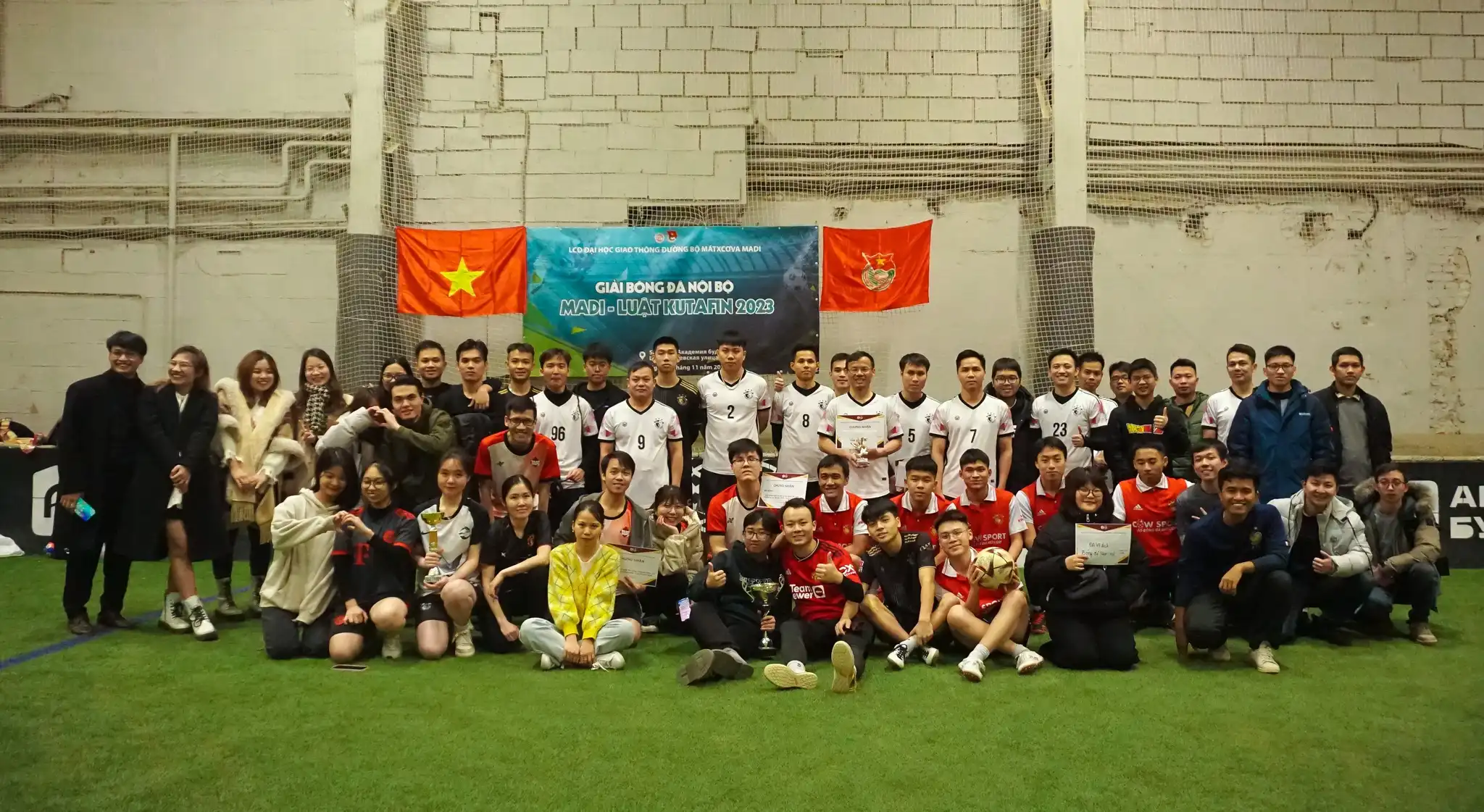 Giải bóng đá nội bộ Kỹ thuật MADI và Luật Kutafin 2023 1 giai bong da noi bo ky thuat madi va luat kutafin 2023