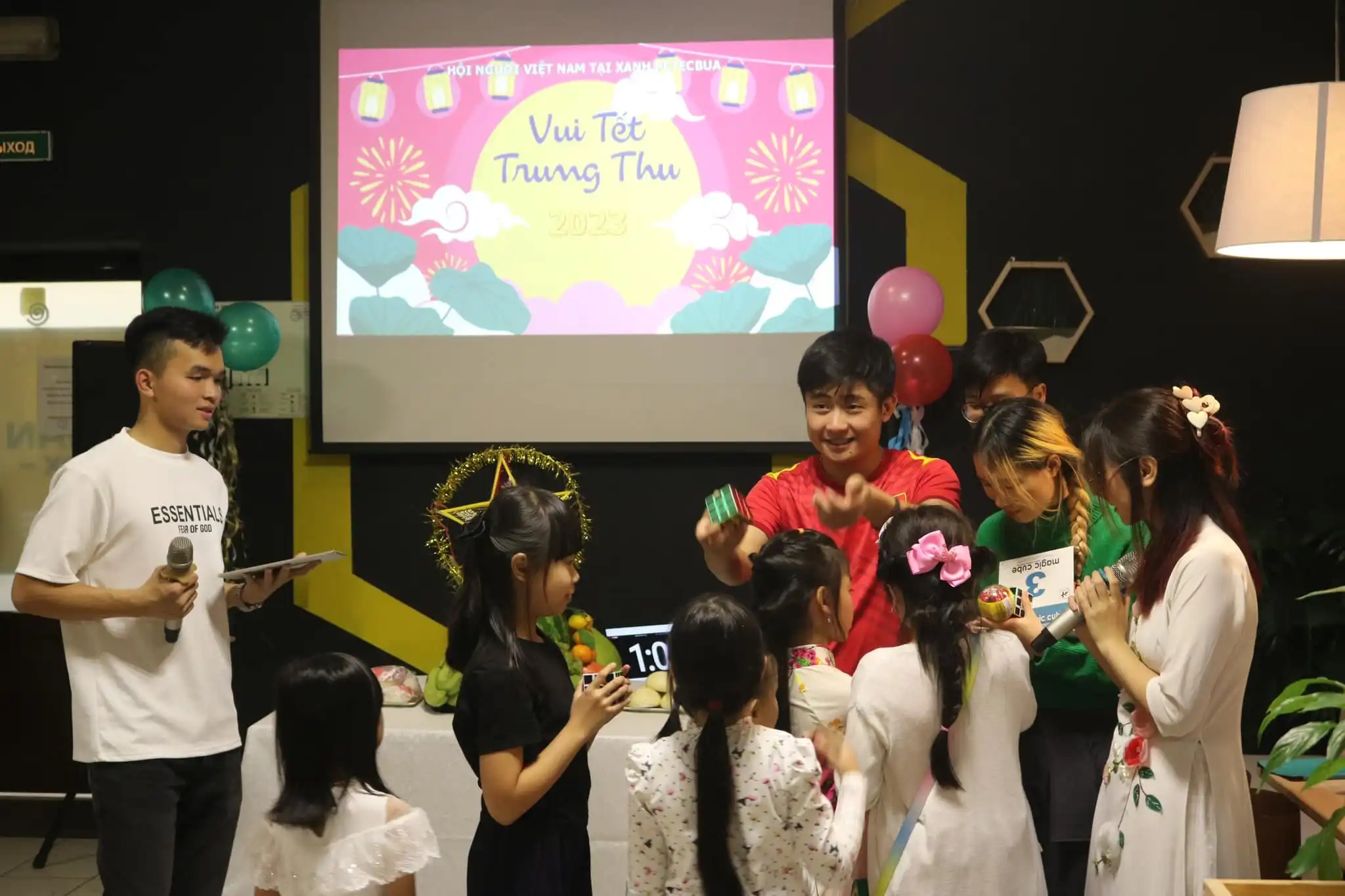 Vui tết Trung thu 2023 cùng cộng đồng người Việt tại Saint Petersburg 1 vui tet trung thu 2023 cung cong dong nguoi viet tai saint petersburg