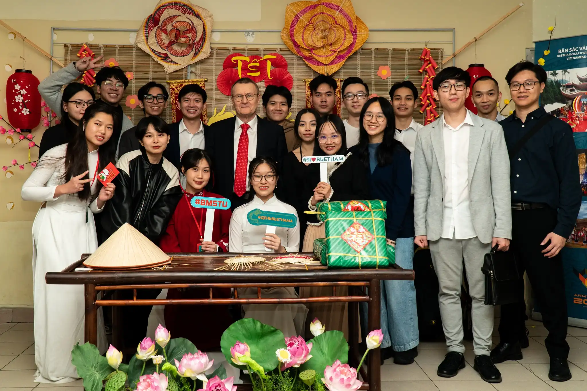 an tuong ngay viet nam 2024 tai dai hoc ky thuat bauman 2