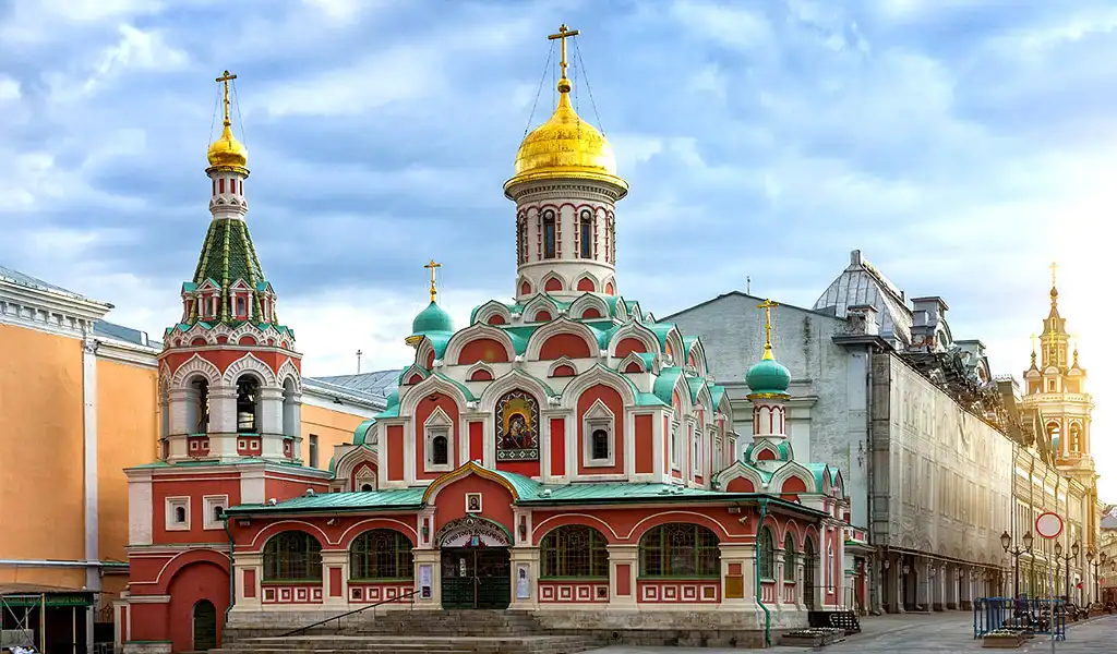 nha tho kazan moscow