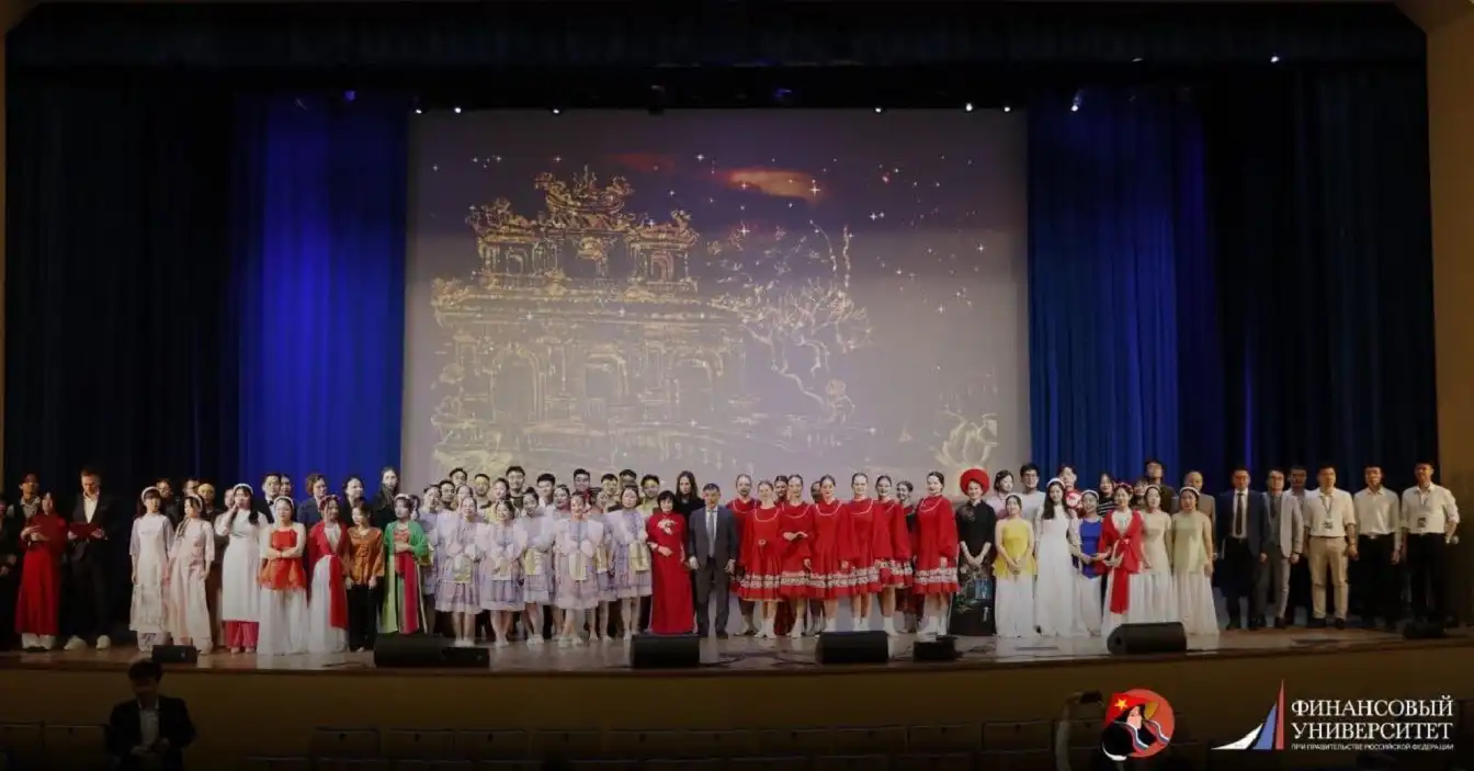 Tỏa sáng Nhịp cầu hữu nghị Nga-Việt 2024 tại Đại học Tài chính 1 toa sang nhip cau huu nghi nga viet 2024 tai dai hoc tai chinh