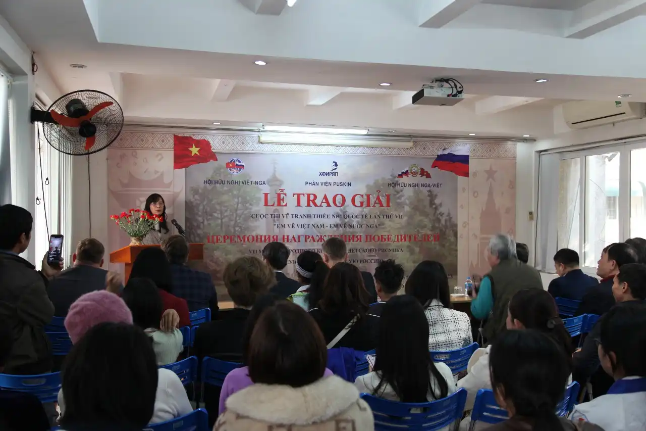 Trao giải Cuộc thi “Em vẽ Việt Nam - Em vẽ nước Nga” lần thứ 7 1 trao giai cuoc thi em ve viet nam em ve nuoc nga lan thu 7