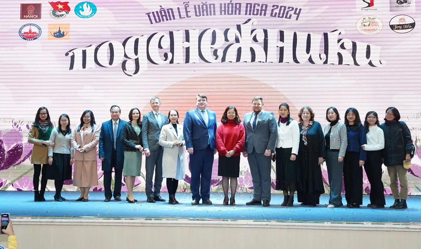 Lời cảm ơn từ Ban tổ chức Tuần lễ Văn hóa Nga tại Đại học Hà Nội 1 tong ket dem hoi tong ket hoa xuyen tuyet 2024 tai dai hoc ha noi 1