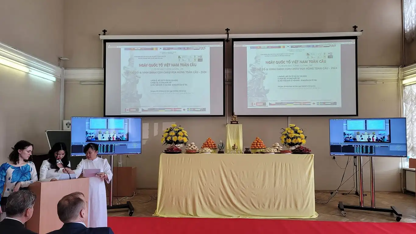 Người Việt tại Saint Petersburg tổ chức Lễ Giỗ Tổ Hùng Vương 2024 1 nguoi viet tai saint petersburg to chuc le gio to hung vuong 2024 1