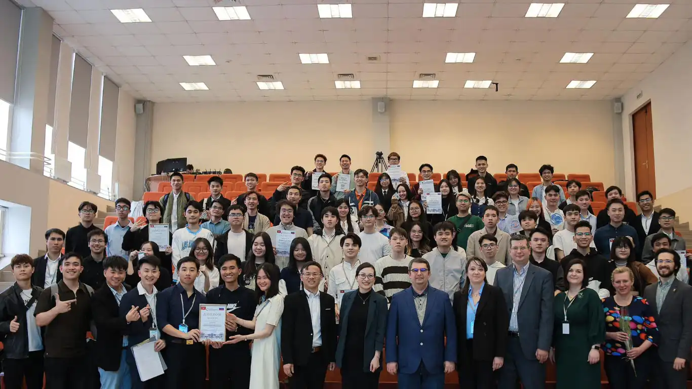 Tổng kết Hội thi Olympic tiếng Nga sinh viên dự bị Việt Nam tại Moskva 1 tong ket hoi thi olympic tieng nga sinh vien du bi viet nam tai moskva