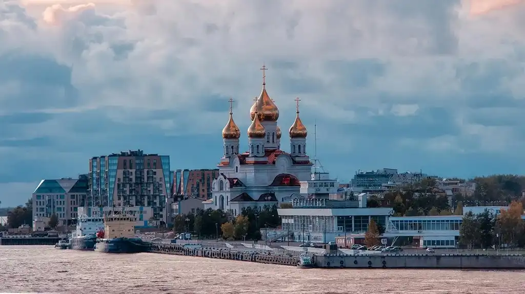 arkhangelsk nha tho tong lanh thien than michael