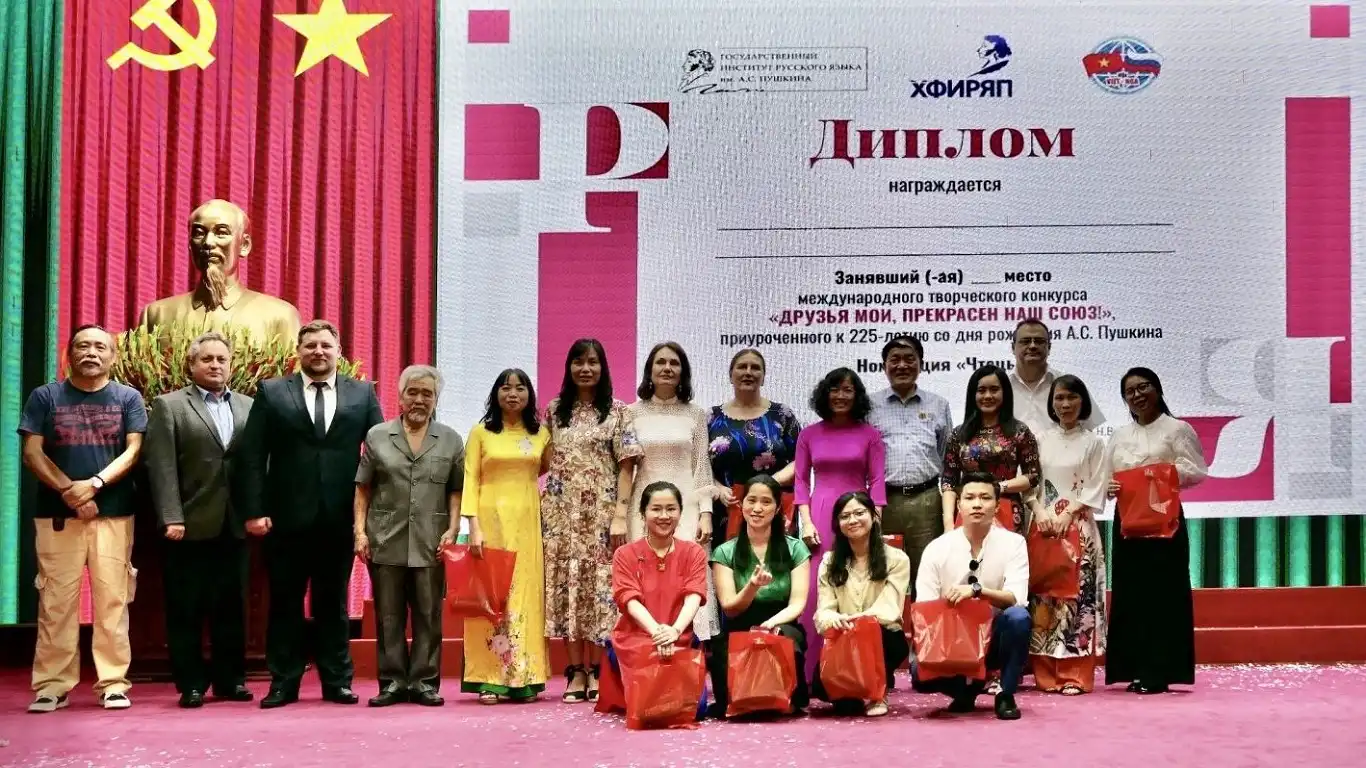 cuoc thi tim kiem tai nang quoc te ky niem 225 nam ngay sinh pushkin tai ha noi 3