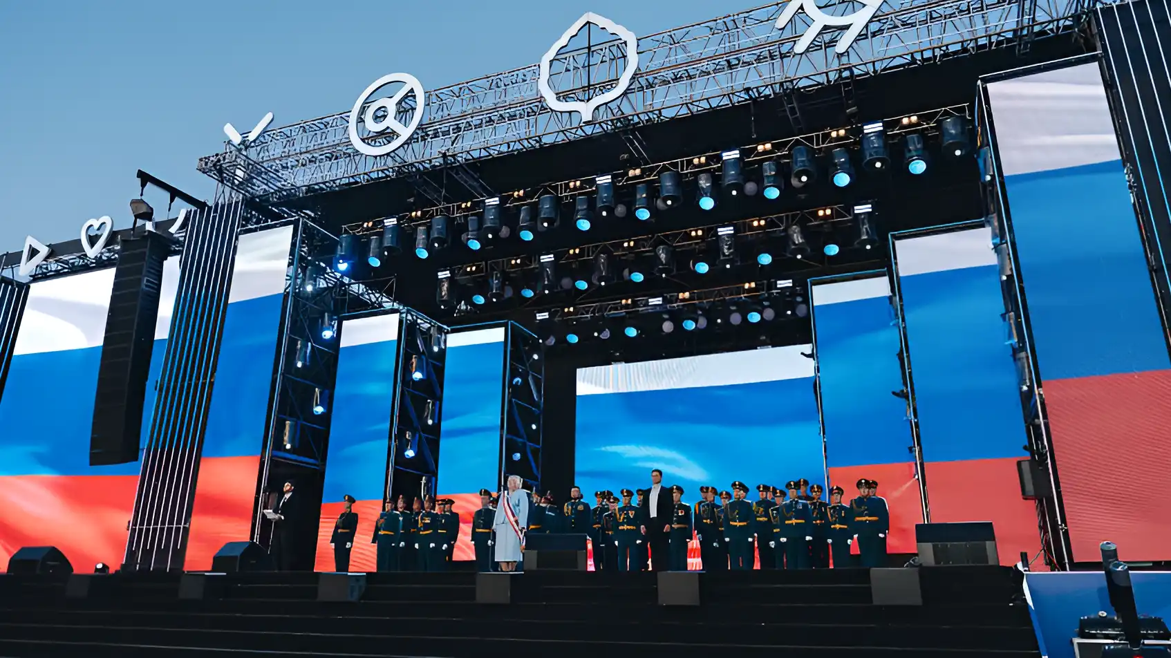 Khởi đầu Lễ hội toàn Nga "Mùa xuân Sinh viên Nga XXXII" khai mạc tại Saratov 1 khoi dau le hoi toan nga mua xuan sinh vien nga xxxii khai mac tai saratov