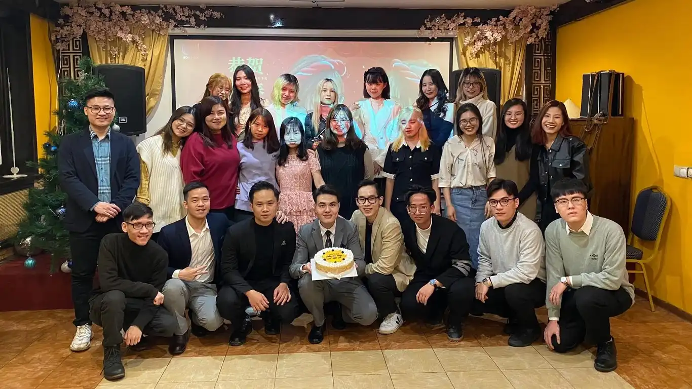 Đại học Luật quốc gia Moscow mang tên Kutafin 14 msal sinh vien viet nam