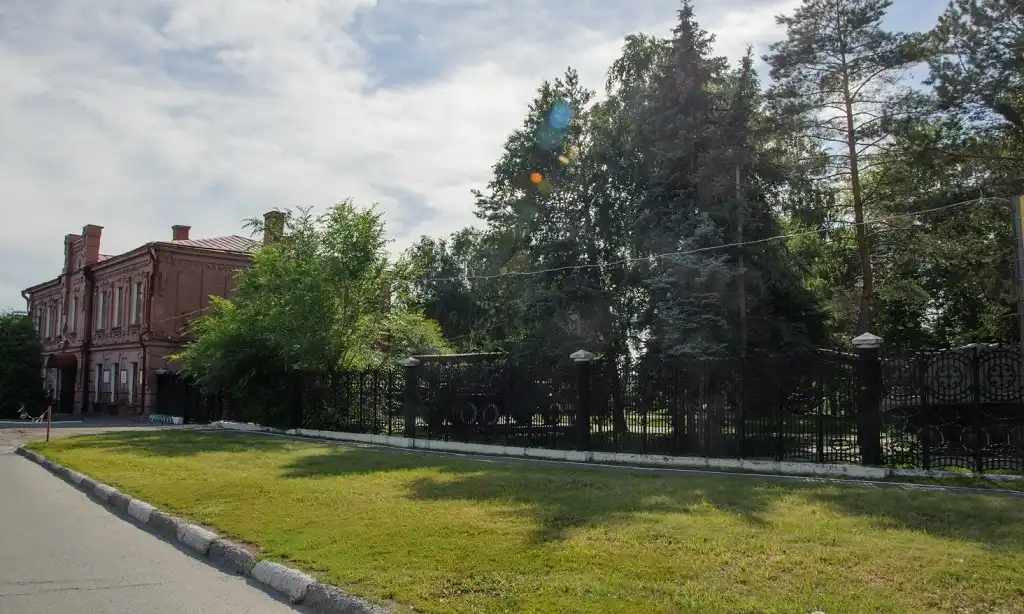 omsk to hop bao tang vinh quang quan su