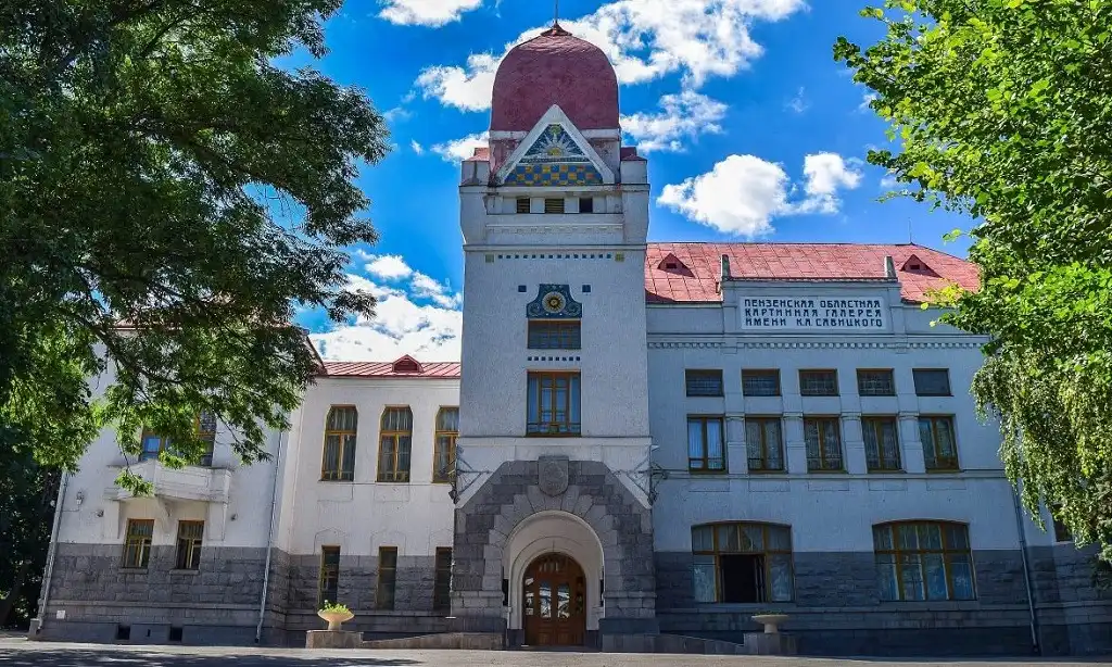 penza phong trung bay nghe thuat savitsky
