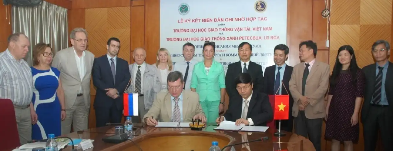 Đại học Giao thông vận tải quốc gia Saint Petersburg 27 pgups hop tac dai hoc giao thong ha noi