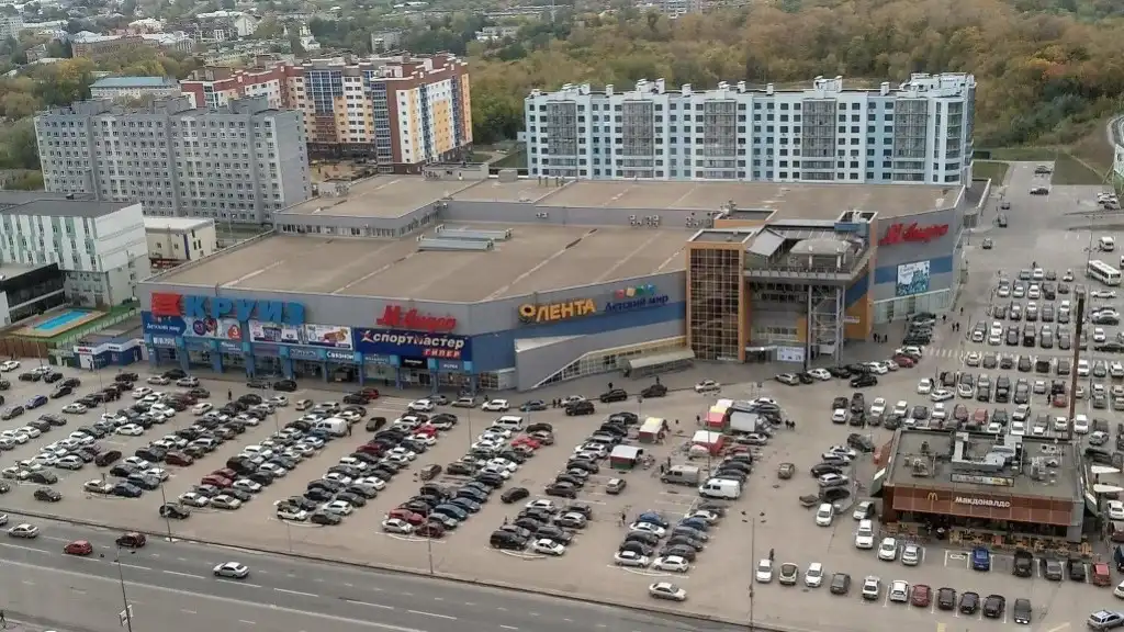 ryazan trung tam thuong mai cruise