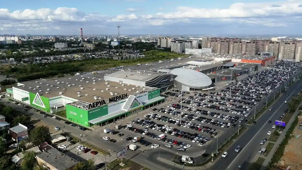 samara trung tam thuong mai kosmoport