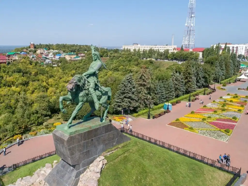 ufa tuong dai salavat yulaev