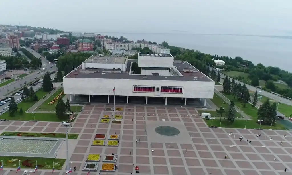 ulyanovsk bao tang tuong niem lenin