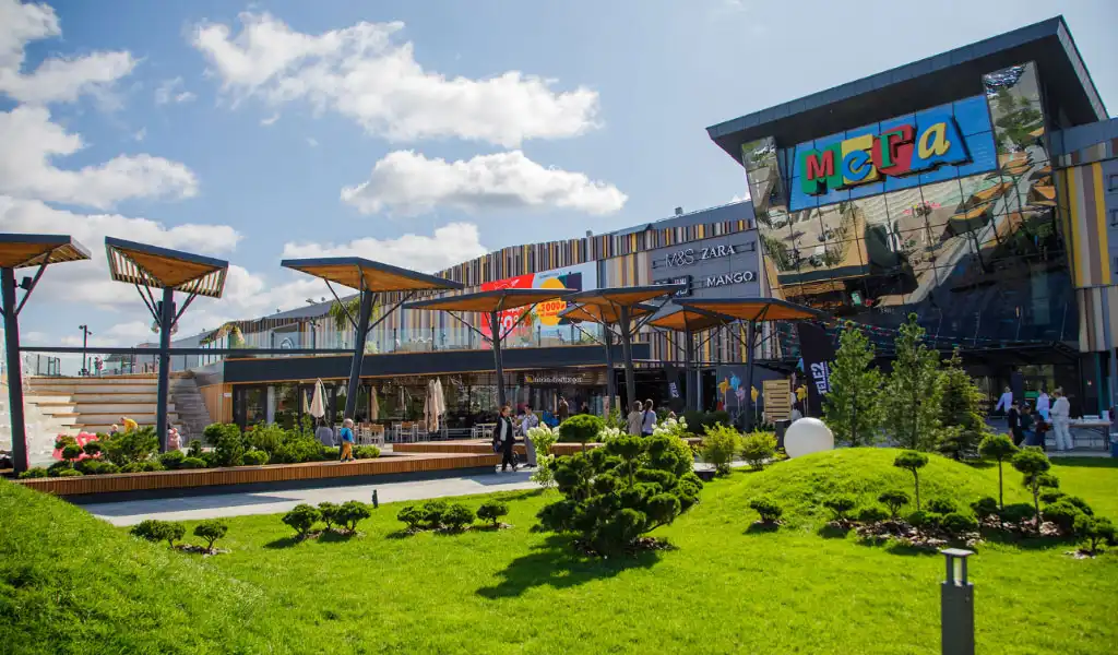 yekaterinburg trung tam thuong mai mega