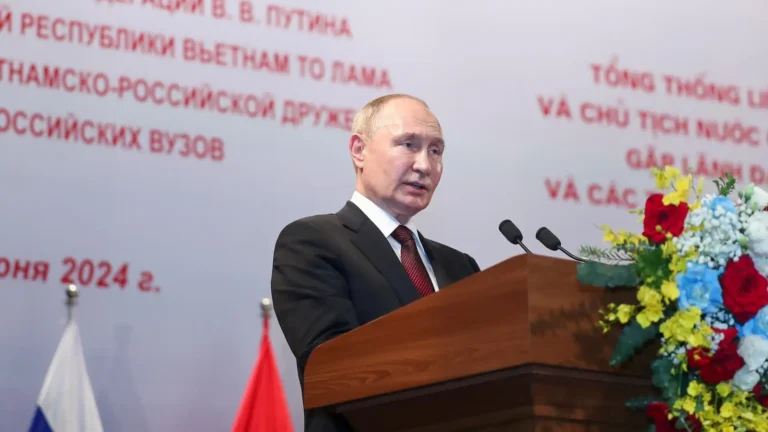 Bài phát biểu của Tổng thống Nga trong cuộc gặp Cựu Du học sinh Việt Nam 17 bai phat bieu cua tong thong nga trong cuoc gap cuu du hoc sinh viet nam