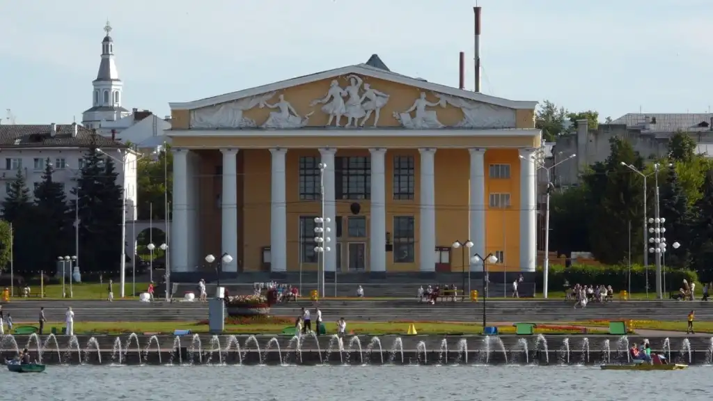 cheboksary nha hat kich han lam quoc gia chuvash mang ten ivanov