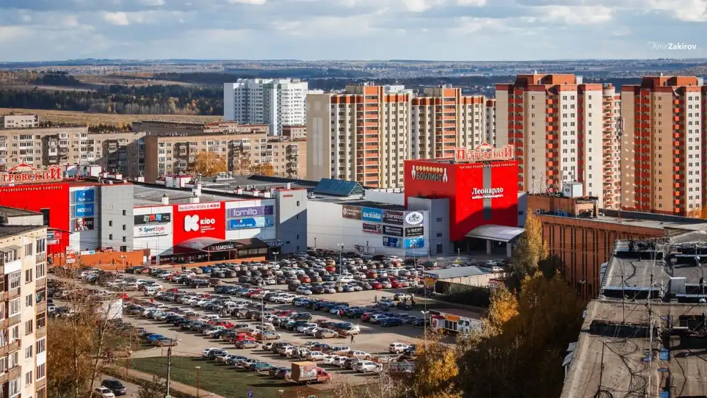 izhevsk trung tam thuong mai petrovsky