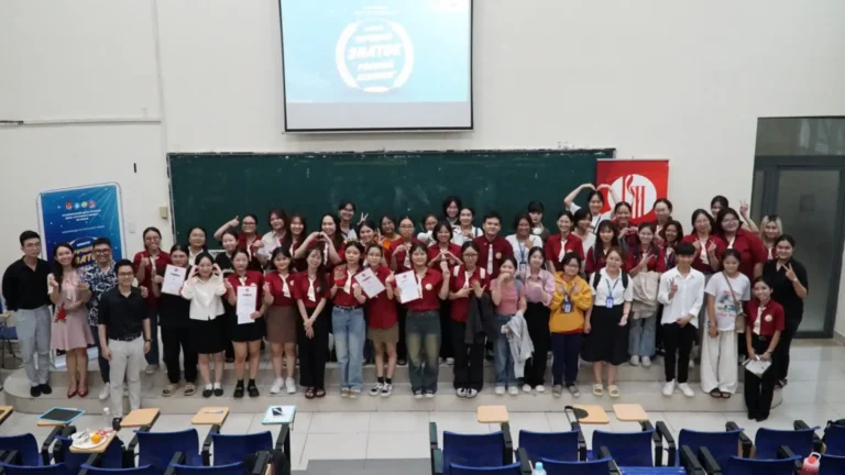 khoa nga dai hoc su pham hcm to chuc su kien tong ket 2023 2024