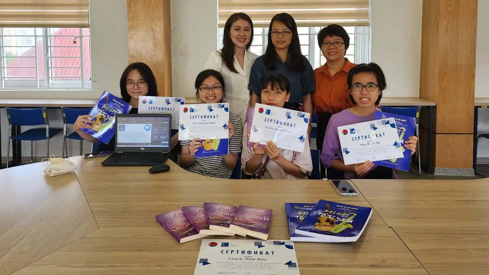 Khoa Nga ULIS tổng kết Câu lạc bộ Nói tiếng Nga năm học 2023-2024 1 khoa nga ulis tong ket cau lac bo noi tieng nga nam hoc 2023 2024