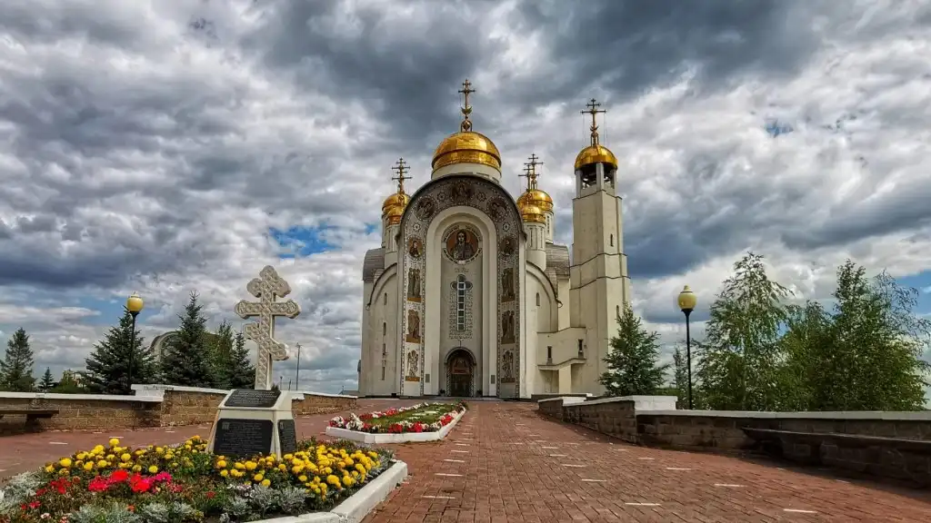 magnitogorsk nha tho thien chua thang thien