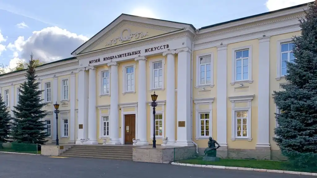 orenburg bao tang nghe thuat dia phuong