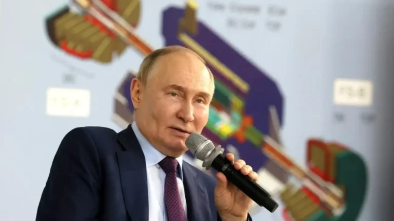 putin chu tri phien hop hoi dong khoa hoc va giao duc tai dubna